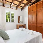 Villa 4 Bedroom Villa, Pool, 500m To Beach, Cala En Blanes *