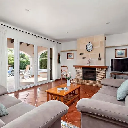 4 Bedroom Villa, Pool, 500m To Beach, Cala En Blanes Cala'N Blanes (Menorca)