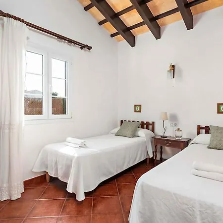 4 Bedroom Villa, Pool, 500m To Beach, Cala En Blanes *