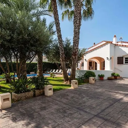 4 Bedroom Villa, Pool, 500m To Beach, Cala En Blanes * Cala'N Blanes (Menorca)