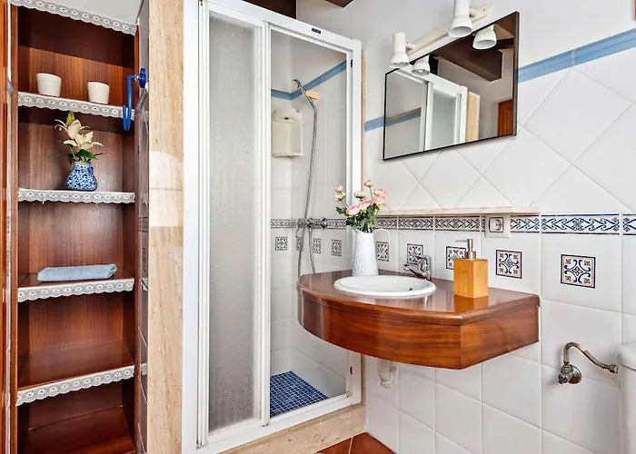 4 Bedroom Villa, Pool, 500m To Beach, Cala En Blanes *