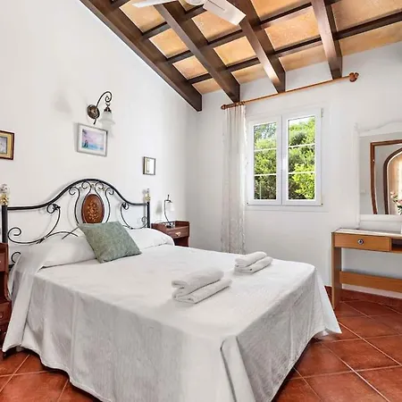 Villa 4 Bedroom Villa, Pool, 500m To Beach, Cala En Blanes Cala'N Blanes (Menorca)